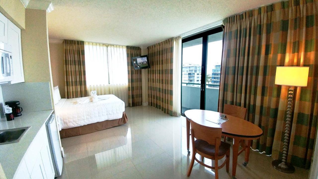 Hotel Casablanca West Tower North Bay Village Exteriér fotografie